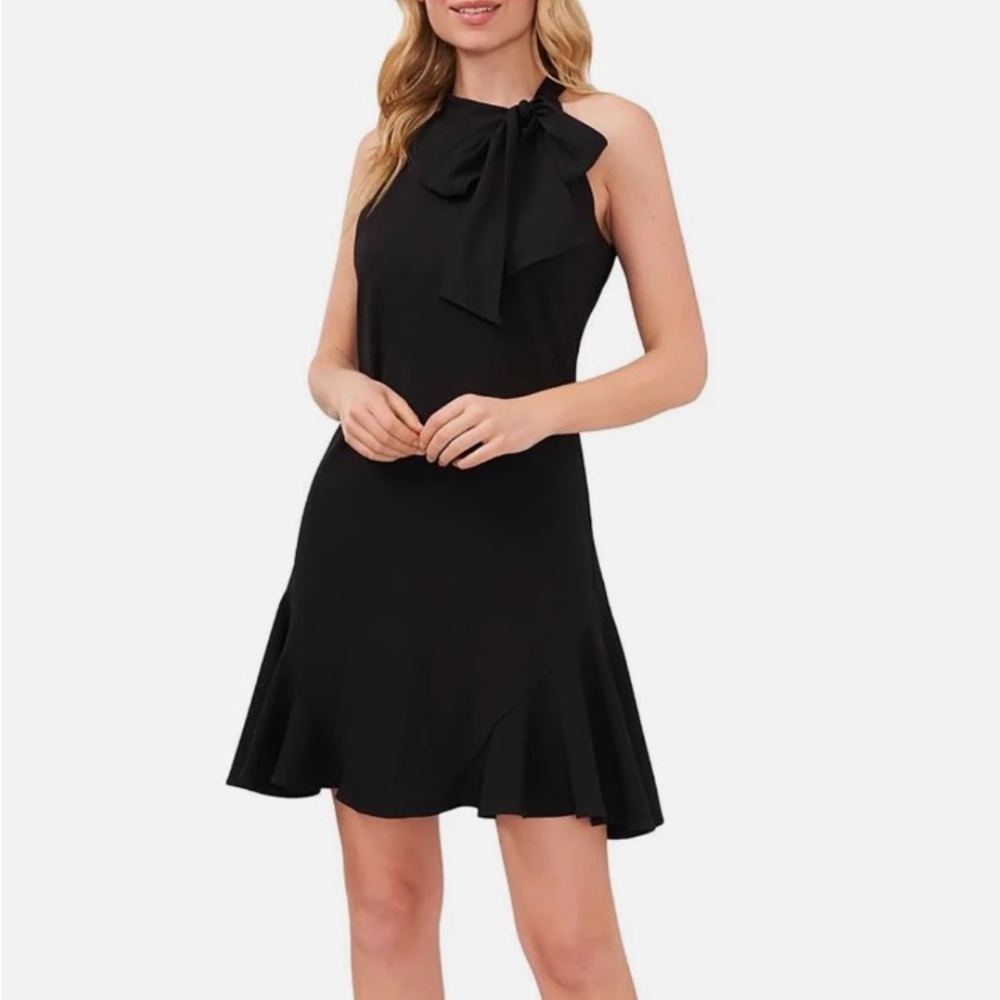 Womens Sleeveless Knee-Length Halter Dress size medium